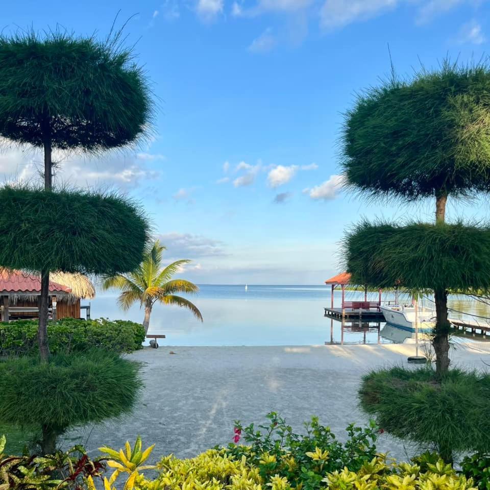 St. George'S Caye Resort Belize City Exterior photo
